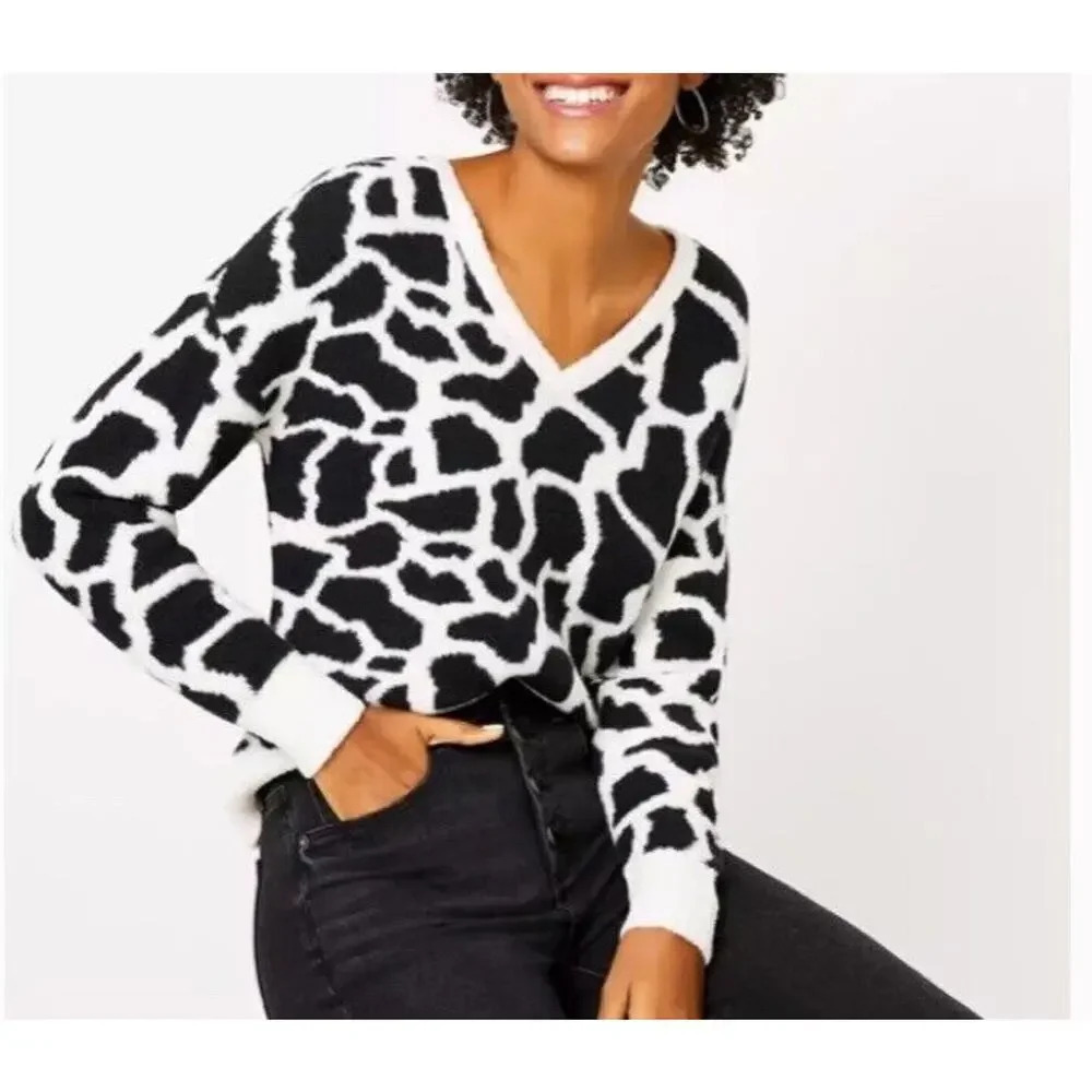 Loft Animal Print V-Neck Sweater Nylon Size Small Cream & Black Women’s